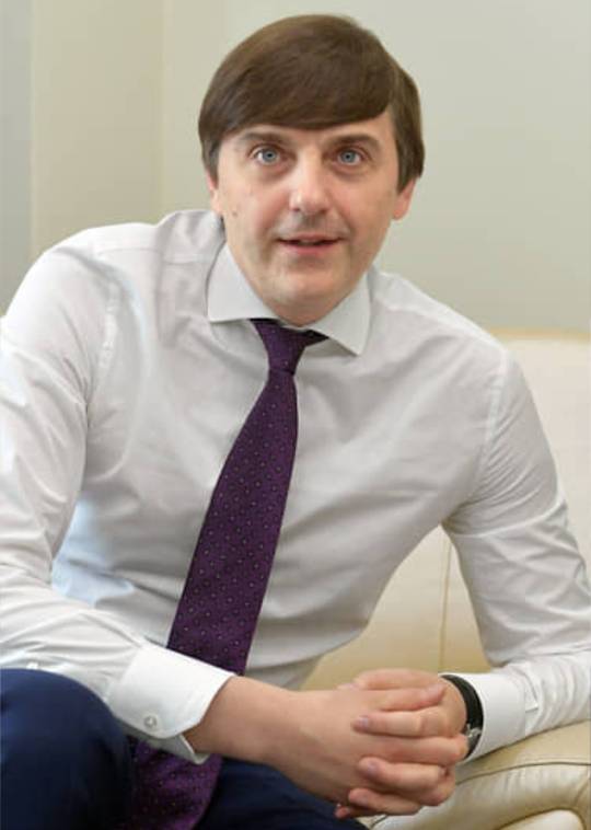министр просвещения С.Кравцов